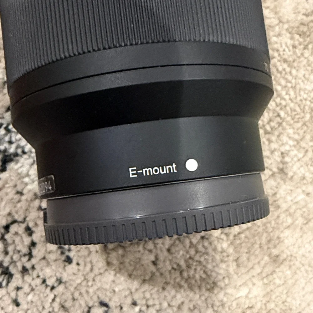 Sony Black Lens with Detachable Hood